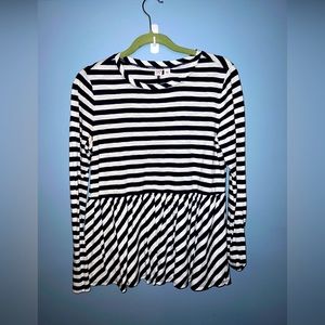 Melrose and Market peplum tunic